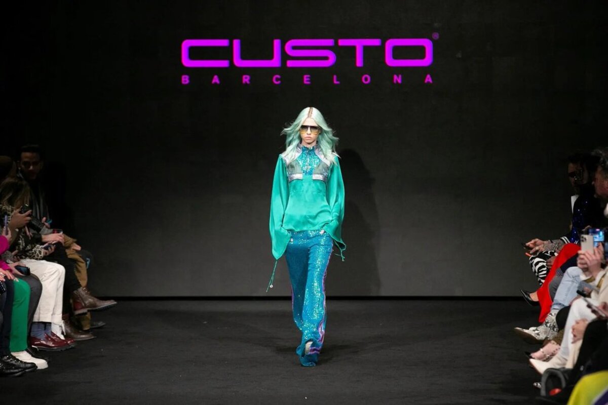 Custo Barcelona FW 2022 slide